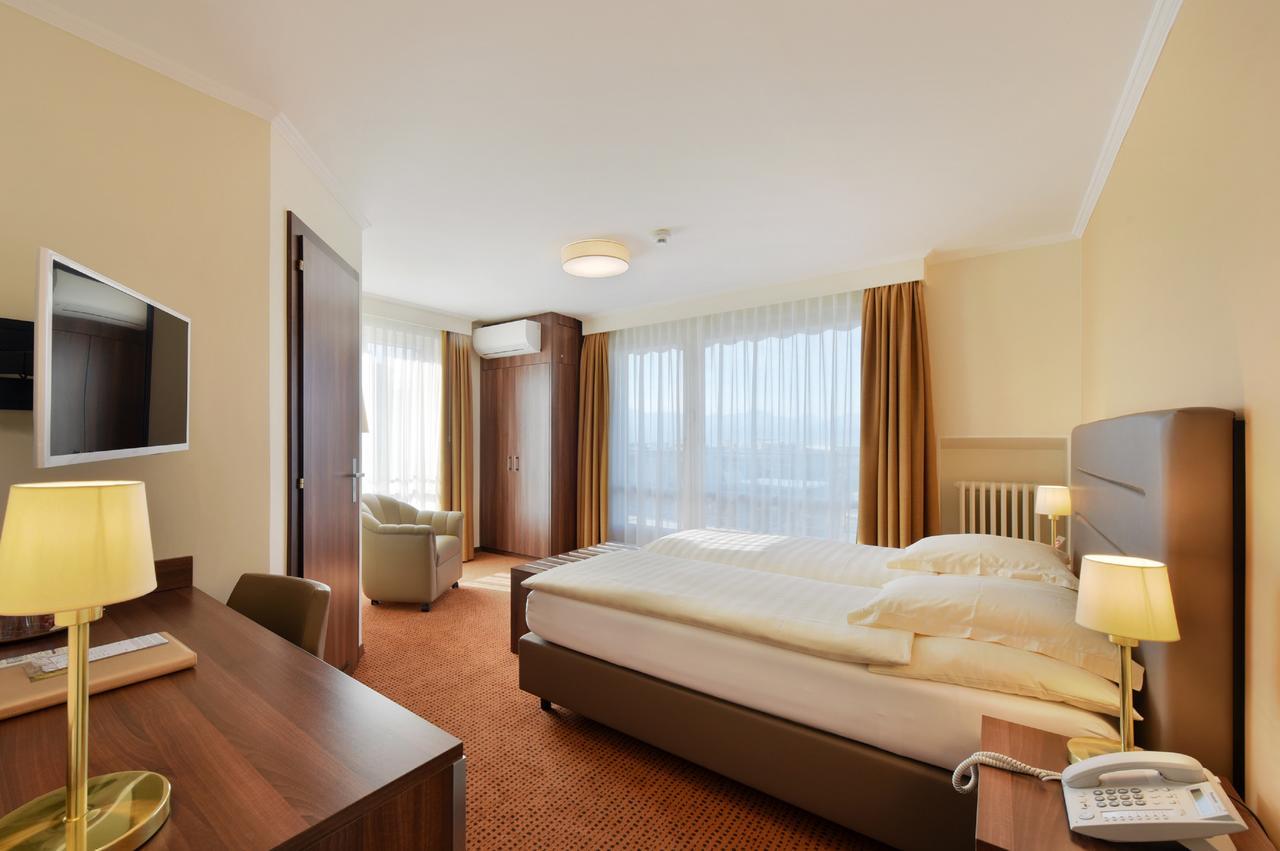 Elite Hotel Lausanne Luaran gambar